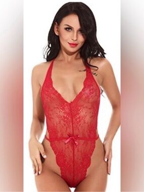 💎 NEW 💎 Red Lace Halter Teddy Bodysuit Size Small 💎